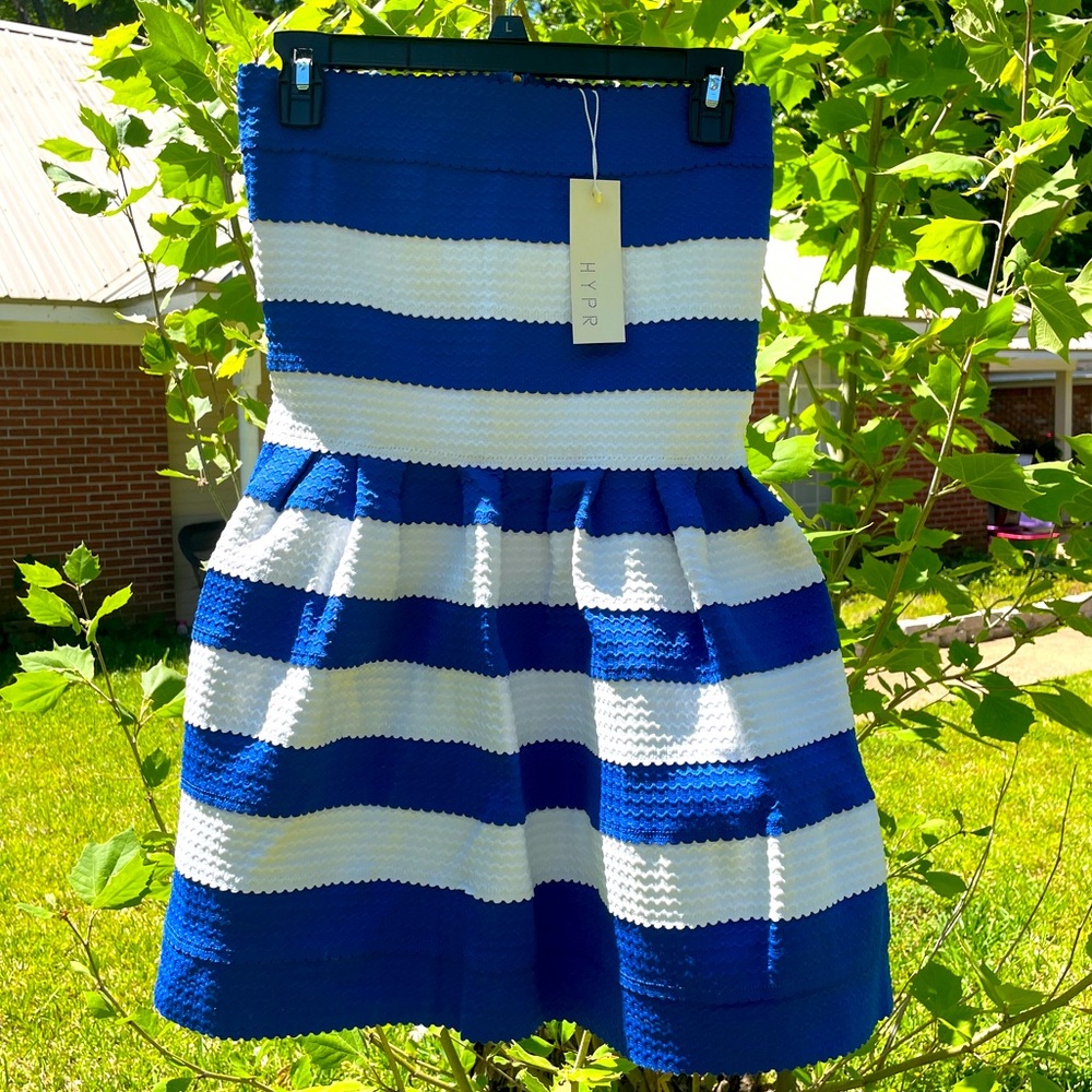 NWT HYPR strapless royal blue and white striped mini dress.